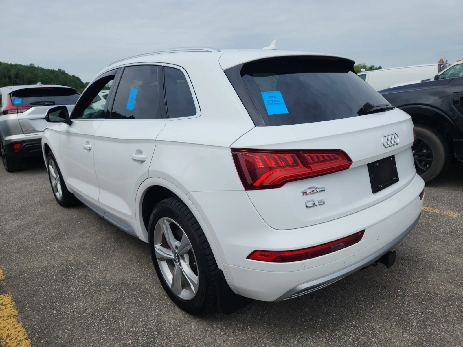 Audi Q5 * PROGRESSIV * CARFAX * АВТОКРЕДИТ - изображение 4