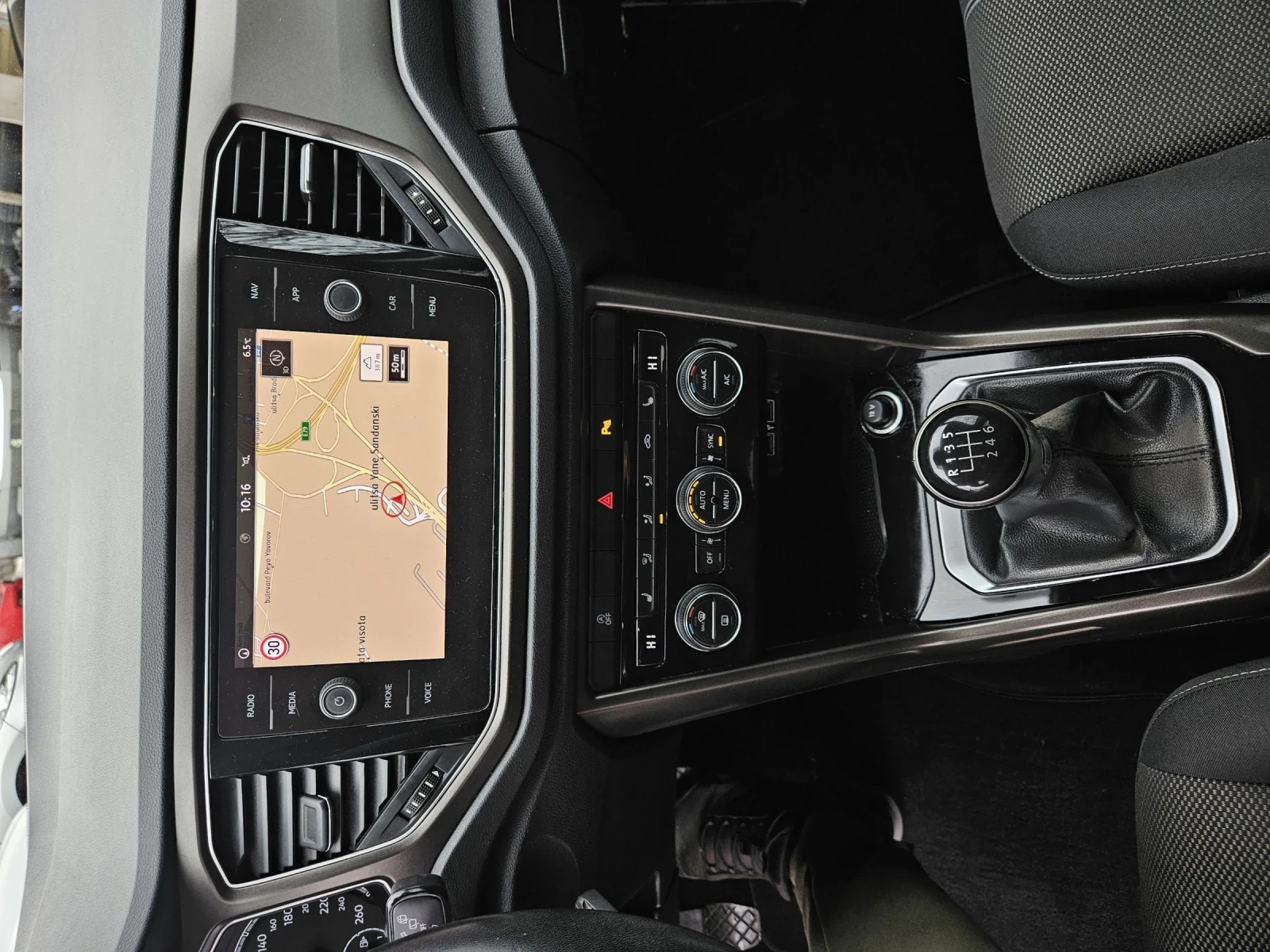 VW T-Roc 1.6TDI EURO6 | Mobile.bg   14