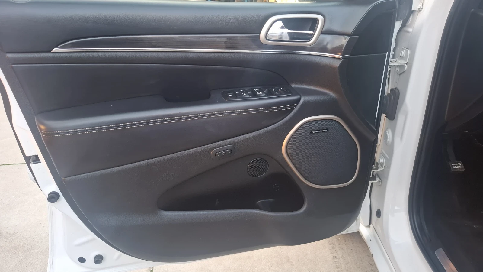 Jeep Grand cherokee 3.6 overland 4x4, снимка 14 - Автомобили и джипове - 53927083