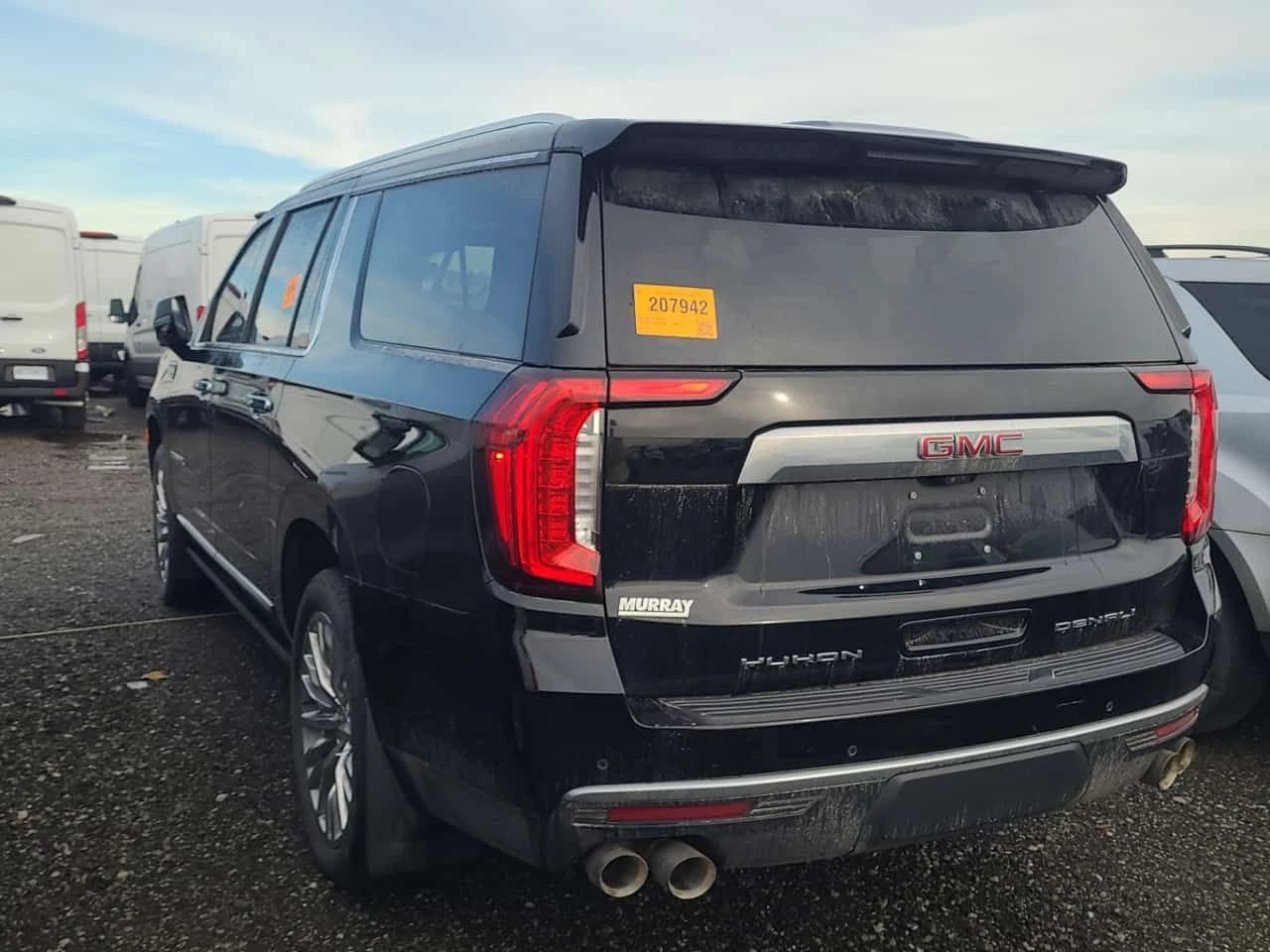 Gmc Yukon * DENALI * Високо ниво на оборудване * CARFAX * , снимка 3 - Автомобили и джипове - 53949736