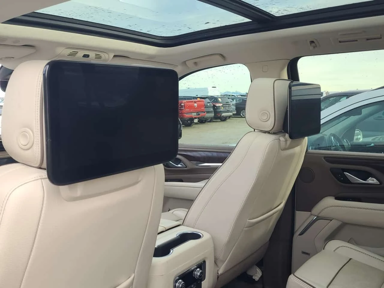 Gmc Yukon * DENALI * Високо ниво на оборудване * CARFAX * , снимка 11 - Автомобили и джипове - 53949736