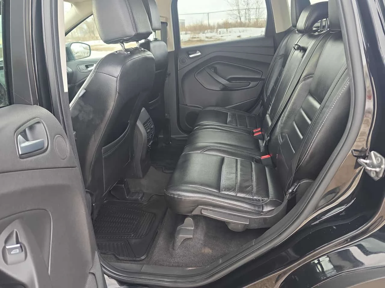 Ford Escape * SE * * KEYLESS GO* * KEYLESS ENTRY* , снимка 9 - Автомобили и джипове - 53996939