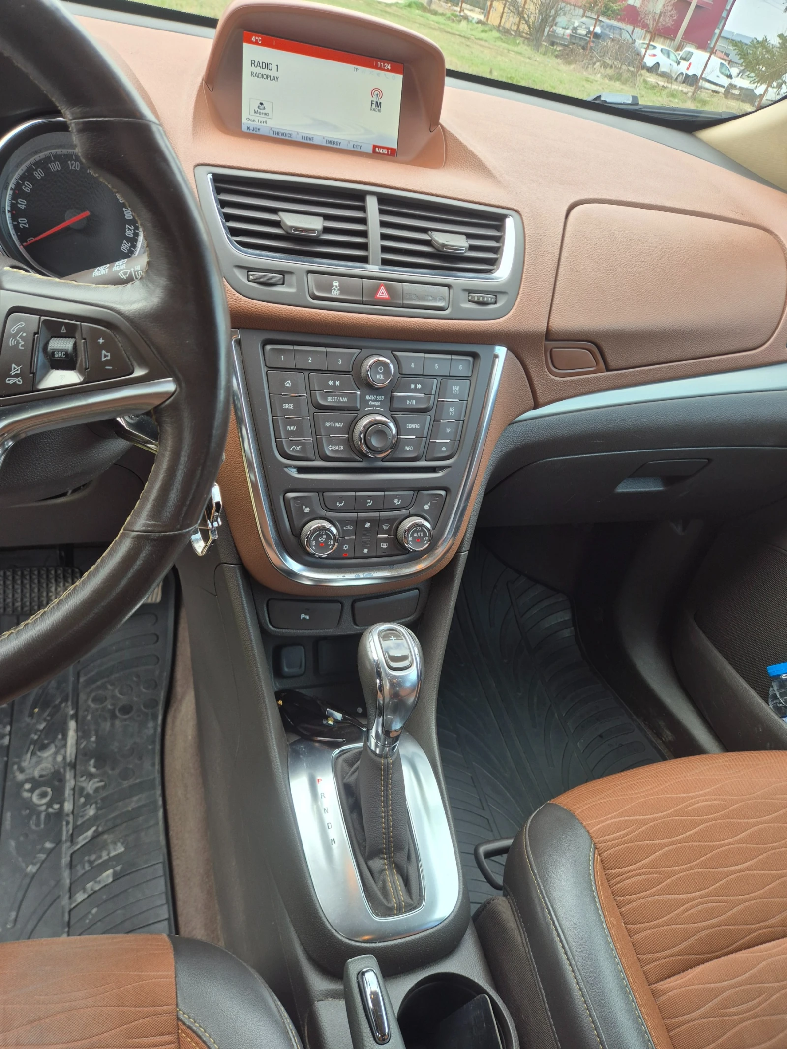 Opel Mokka, снимка 10 - Автомобили и джипове - 54015032