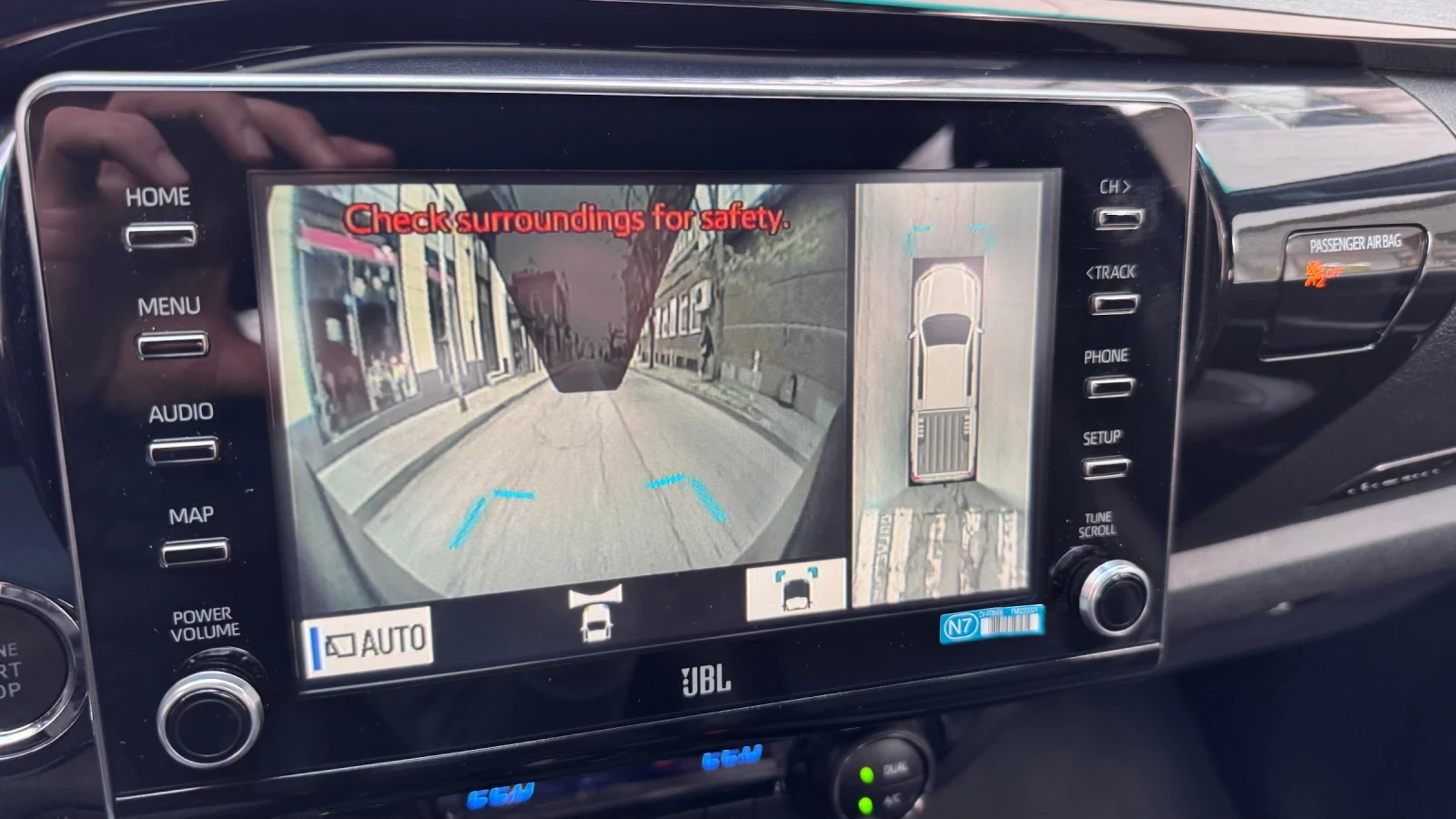 Toyota Hilux 3.0D INVINCIBLE, снимка 13 - Автомобили и джипове - 54296004