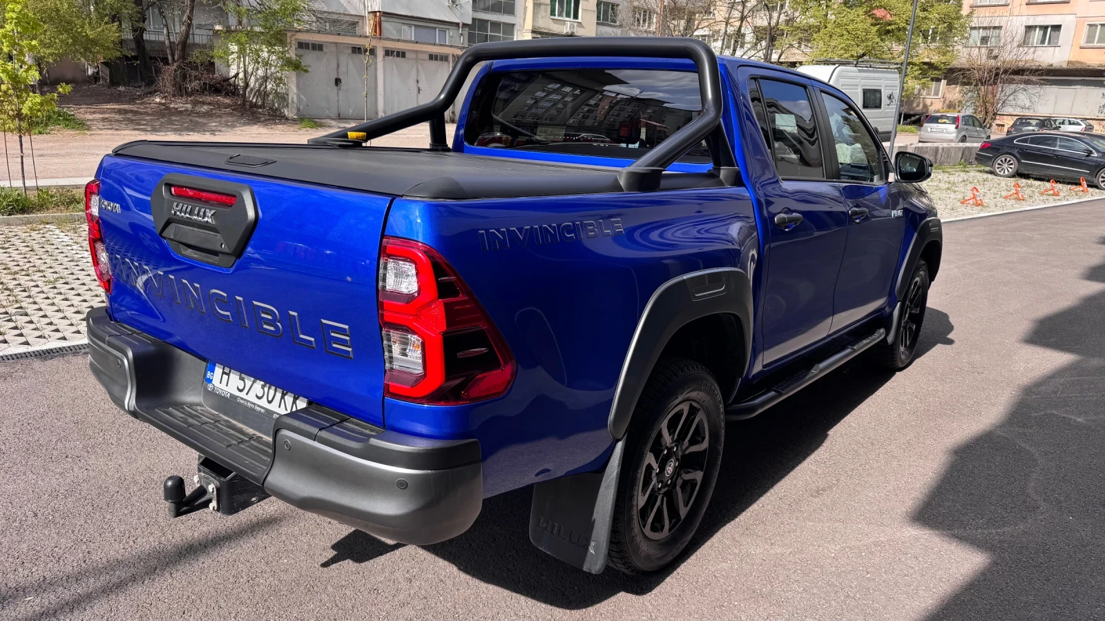 Toyota Hilux 3.0D INVINCIBLE, снимка 4 - Автомобили и джипове - 54296004