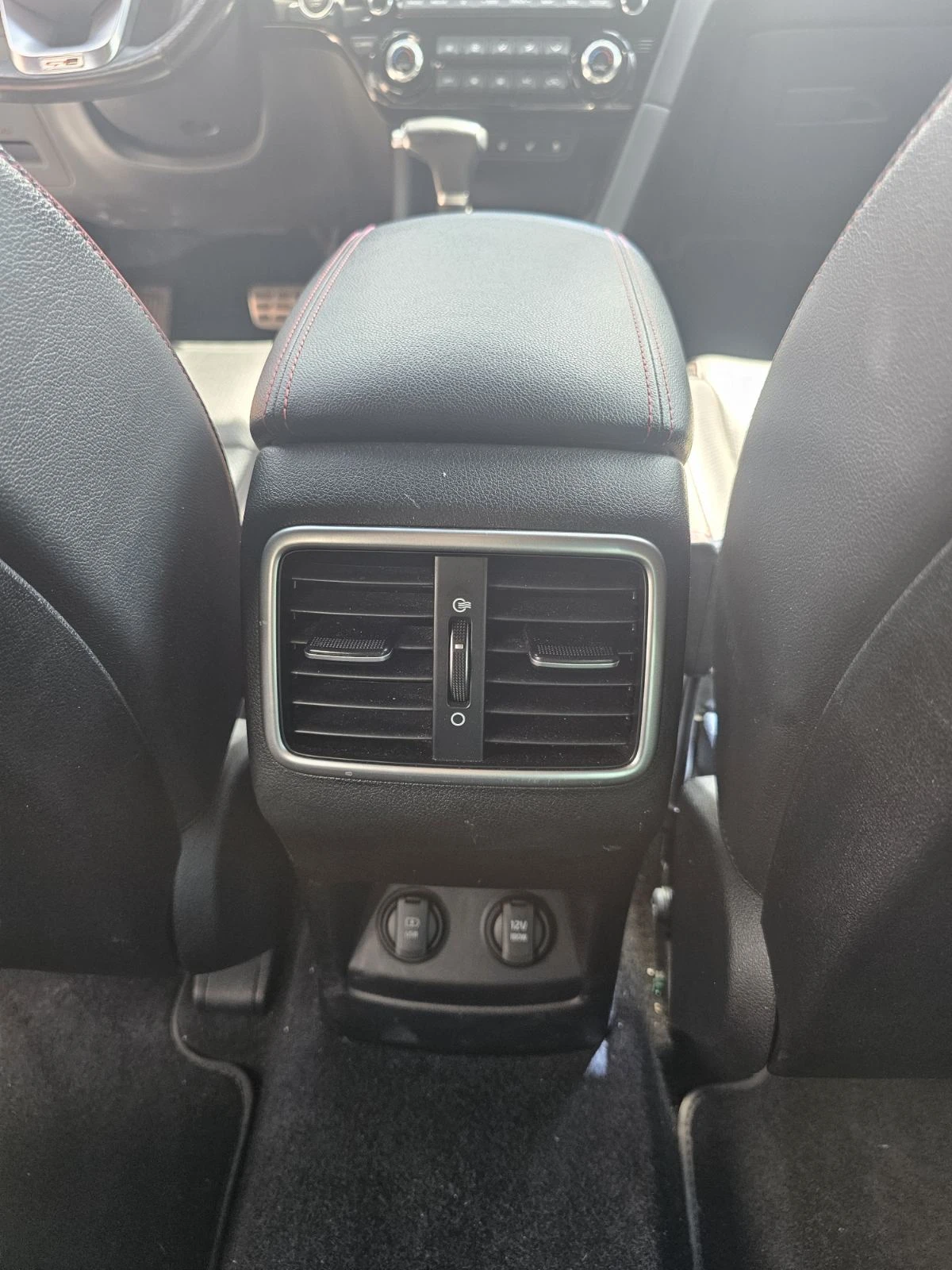 Kia Sportage 2.0 Hybrid 185 hp EDC, снимка 15 - Автомобили и джипове - 54302112