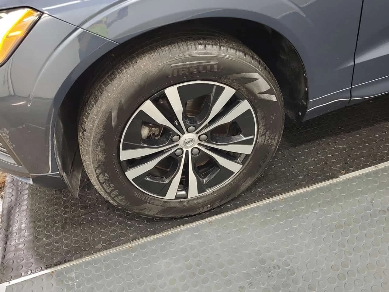 Volvo XC60 CORE| ДВА КЛЮЧА| ПОДГРЕВИ| ПАНОРАМА| CARFAX, снимка 7 - Автомобили и джипове - 54793376
