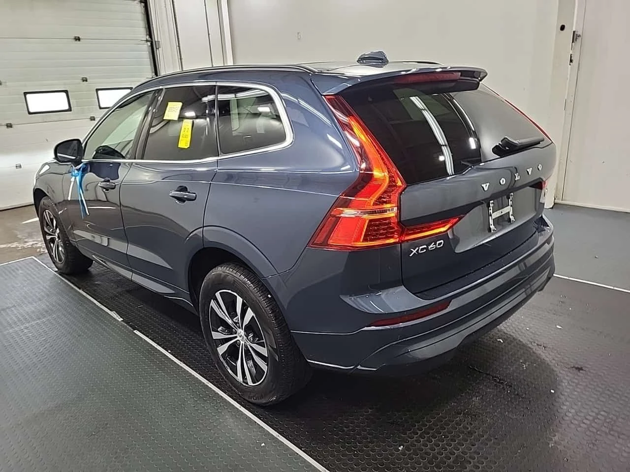 Volvo XC60 CORE| ДВА КЛЮЧА| ПОДГРЕВИ| ПАНОРАМА| CARFAX, снимка 6 - Автомобили и джипове - 54793376