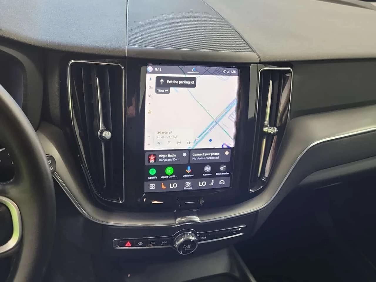 Volvo XC60 CORE| ДВА КЛЮЧА| ПОДГРЕВИ| ПАНОРАМА| CARFAX, снимка 12 - Автомобили и джипове - 54793376