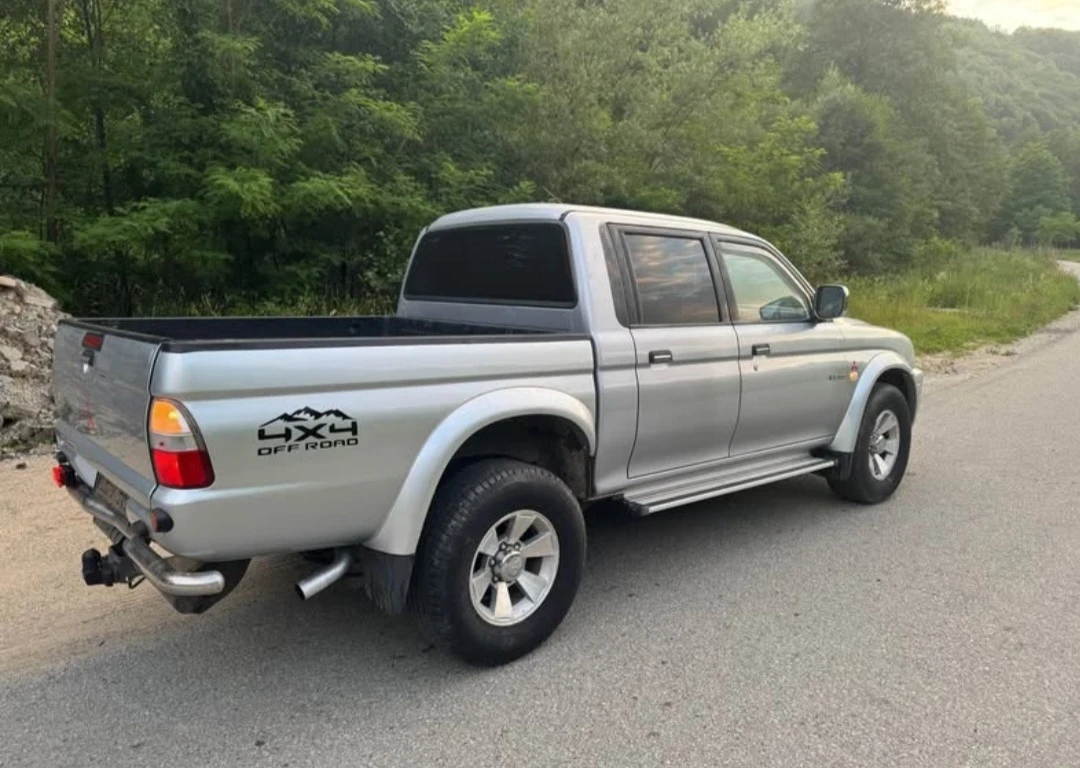 Mitsubishi L200, снимка 5 - Автомобили и джипове - 55137556
