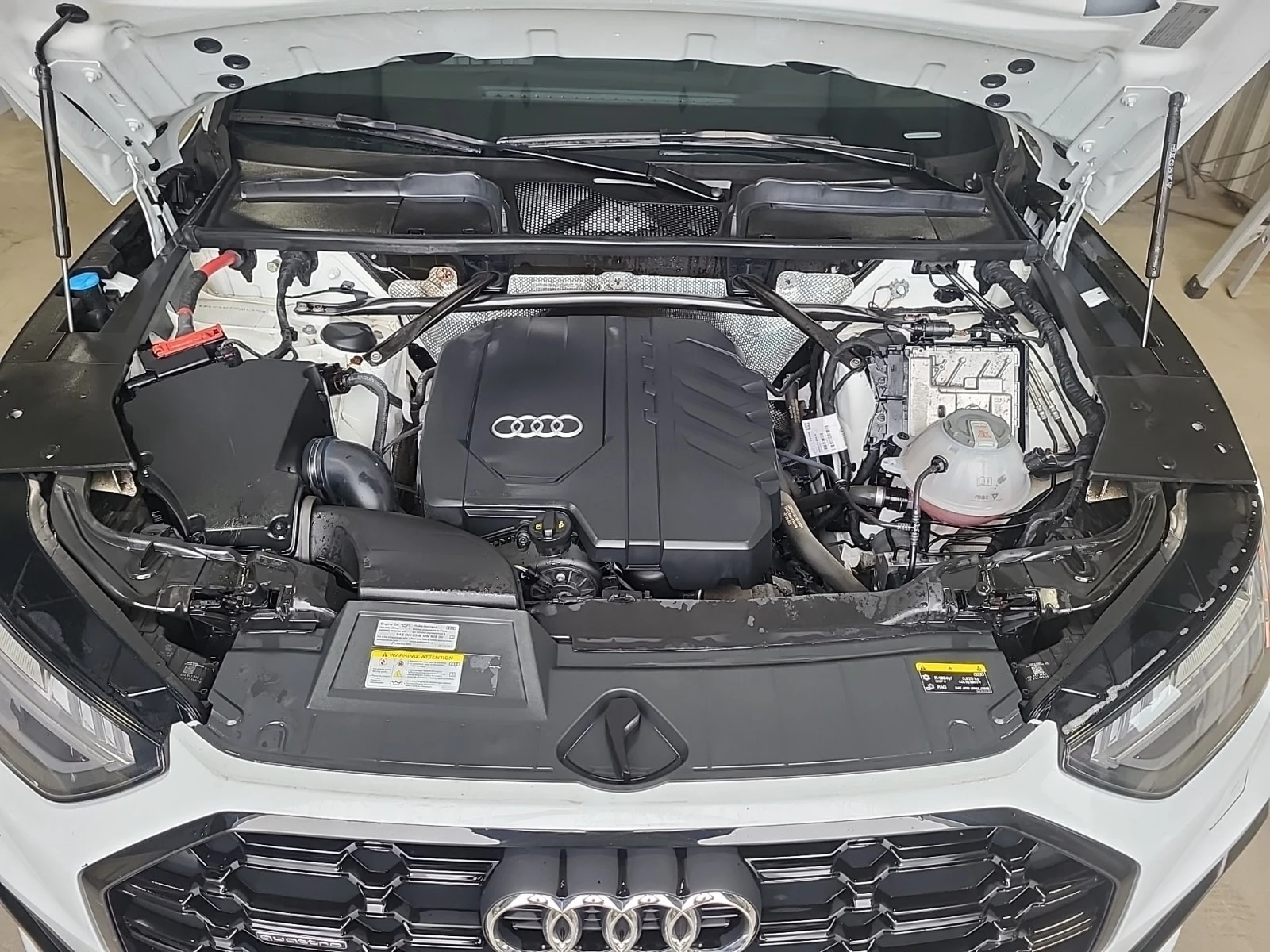 Audi Q5 * 45 Tfsi Quattro Technik * CARFAX * ФИНАНСИРАНЕ, снимка 16 - Автомобили и джипове - 55827656