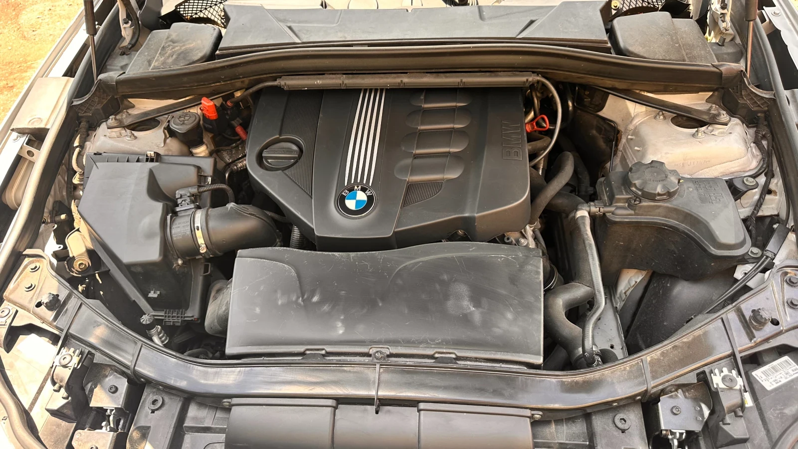 BMW X1 2.0D, снимка 9 - Автомобили и джипове - 55932008