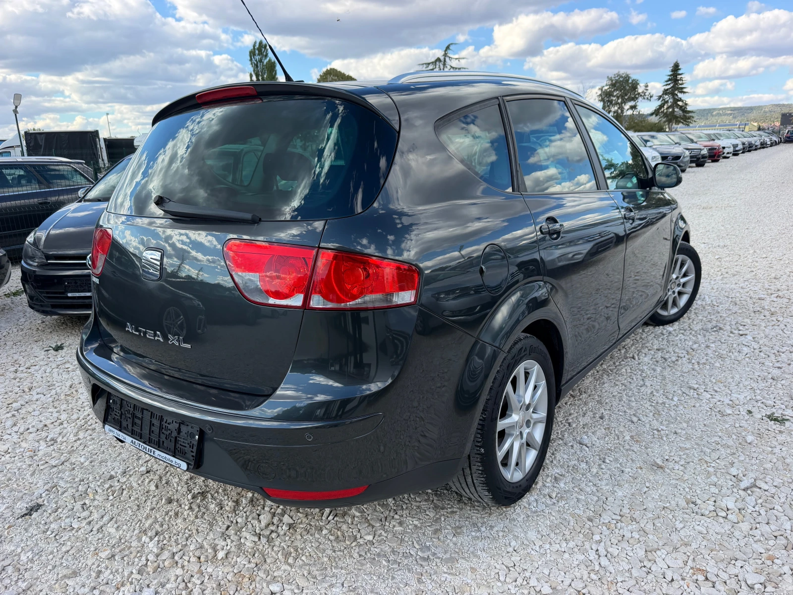 Seat Altea XL 1.6TDI NAVI, снимка 2 - Автомобили и джипове - 56213539