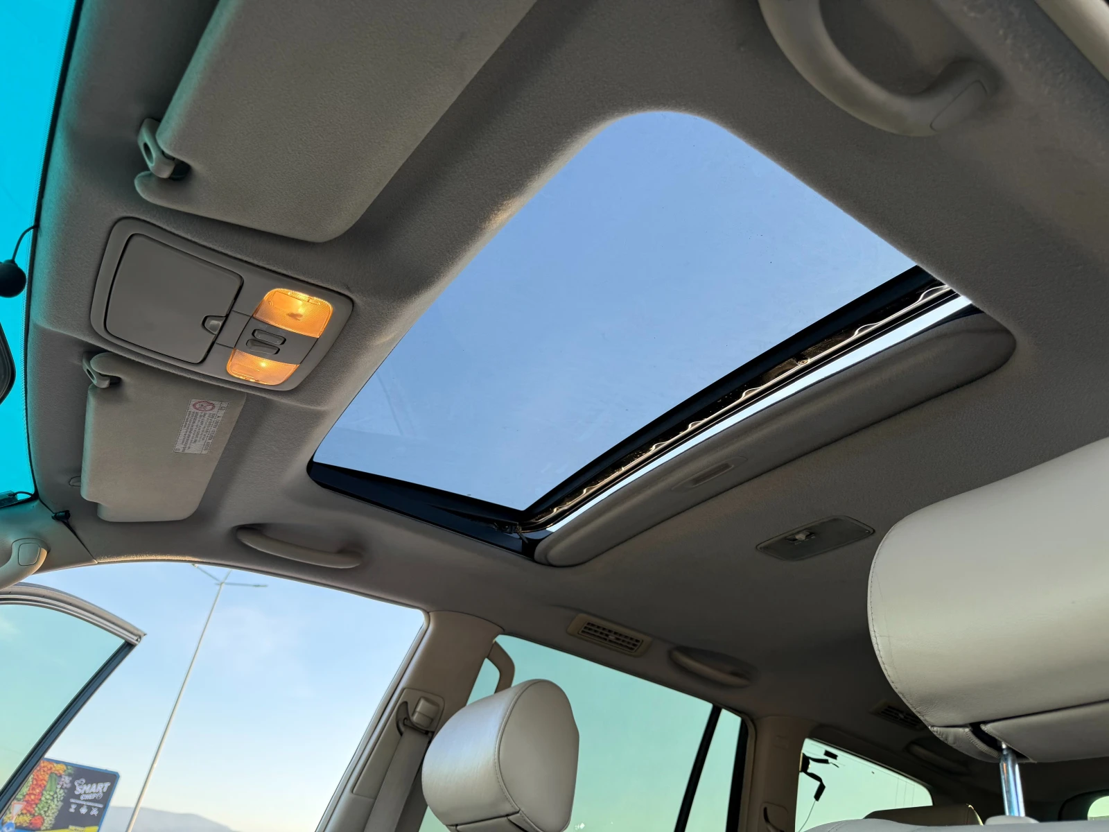 Toyota Land cruiser, снимка 10 - Автомобили и джипове - 56317350