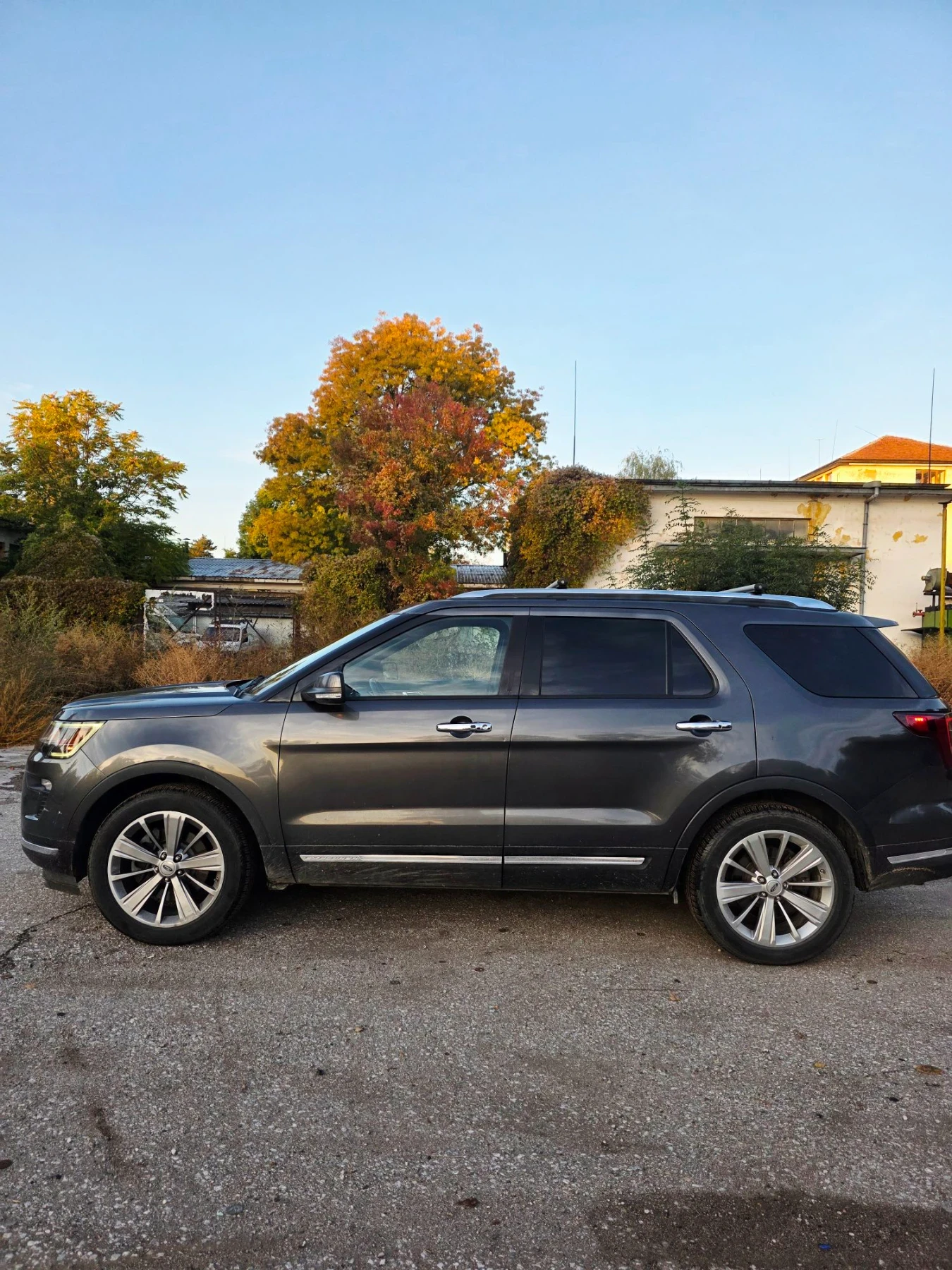 Ford Explorer, снимка 5 - Автомобили и джипове - 56522694