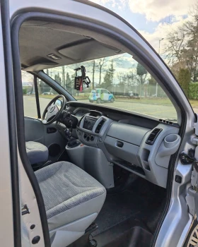 Opel Vivaro 8 места, снимка 11