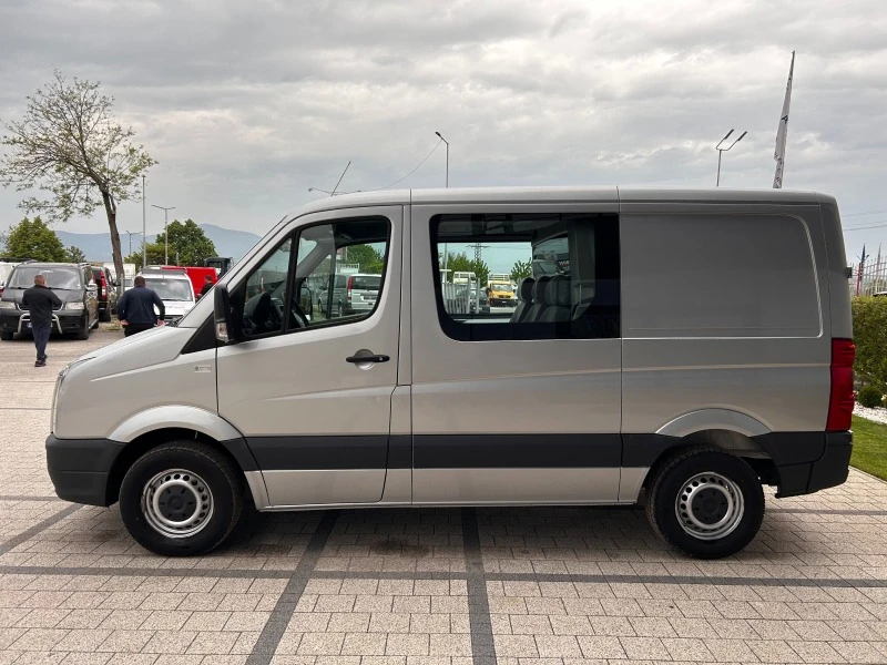 VW Crafter 2.5TDI 5-местен Клима , снимка 3 - Бусове и автобуси - 40724769