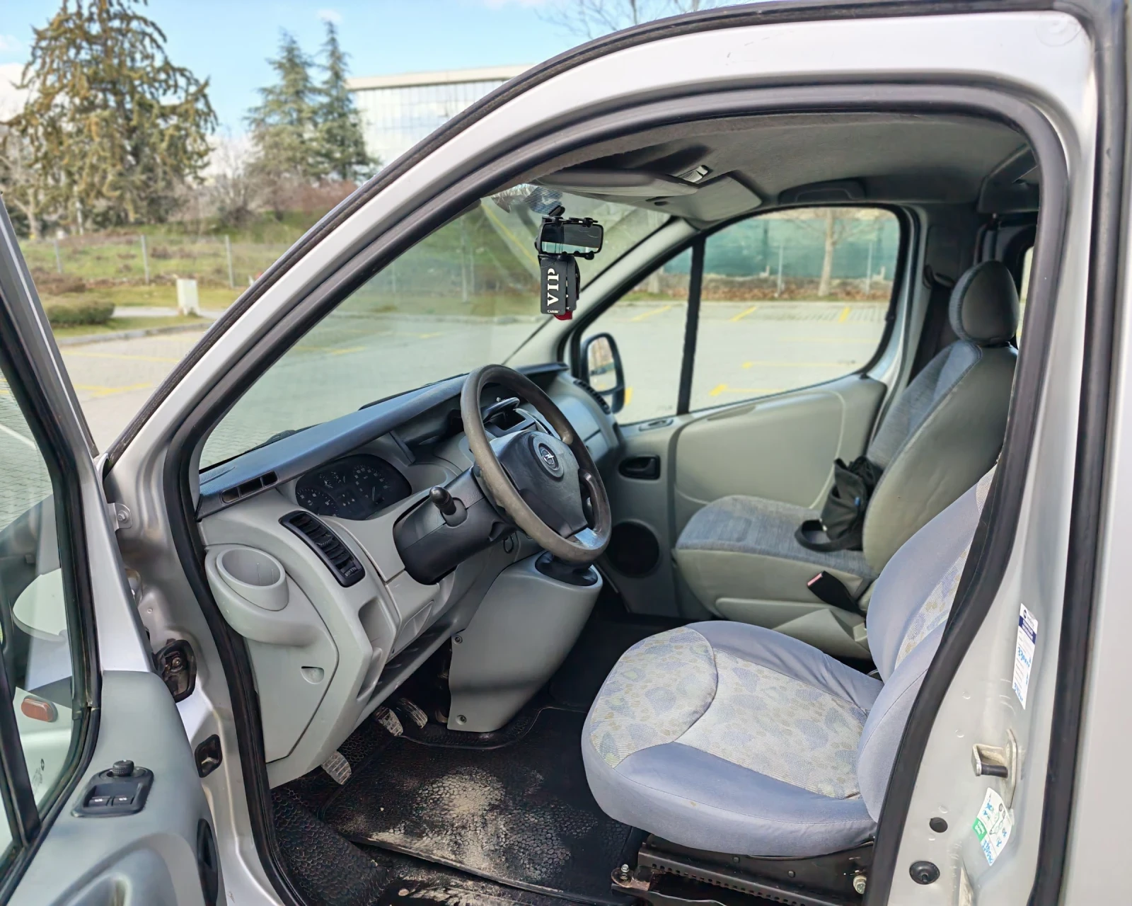 Opel Vivaro 8 места, снимка 13 - Бусове и автобуси - 53733414