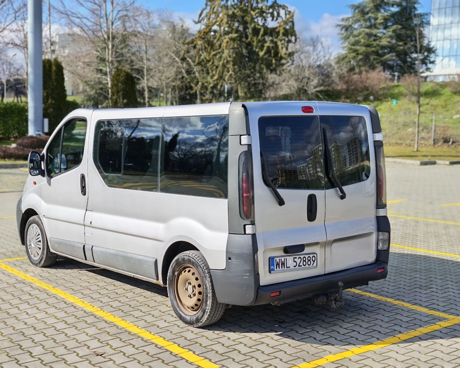 Opel Vivaro 8 места - изображение 8