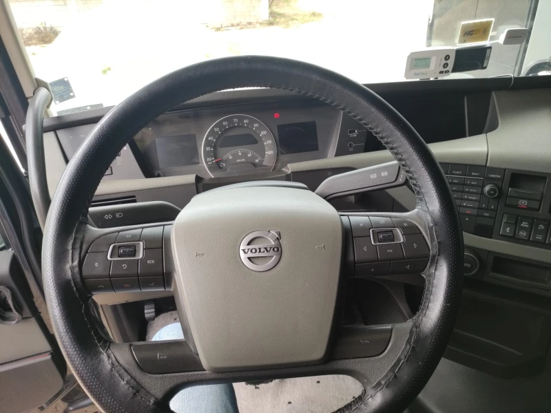 Volvo Fh, снимка 2 - Камиони - 52113162