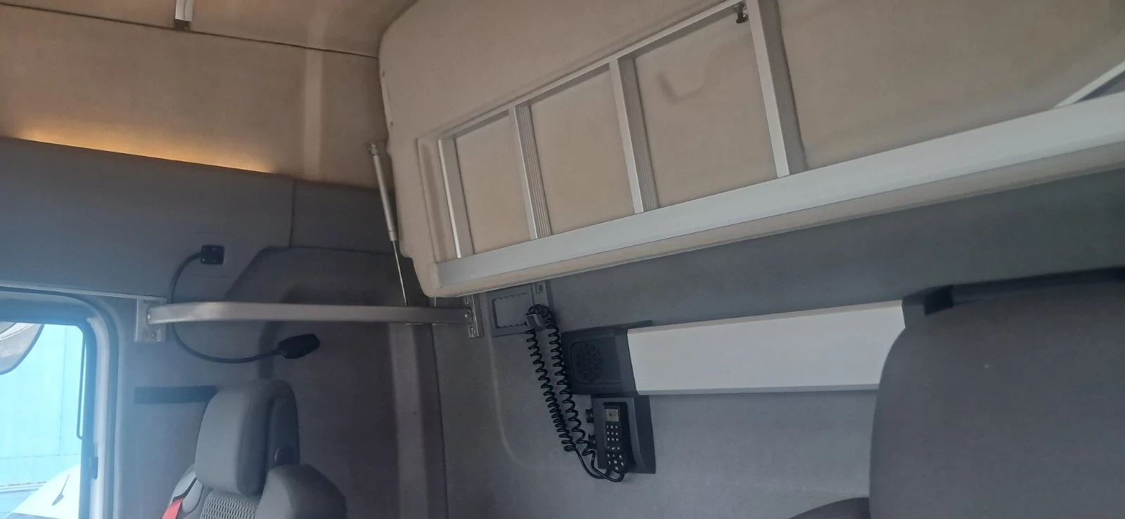 Renault T АДР клас 1, снимка 8 - Камиони - 54069943