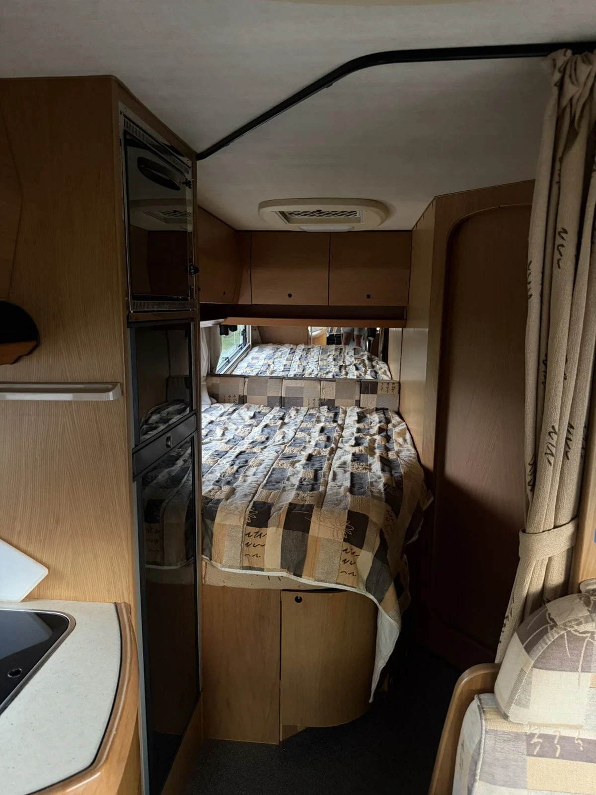 ������ Laika EcoVip 1.1 Fiat Ducato 2.8 JTD | Mobile.bg � ����������� 13