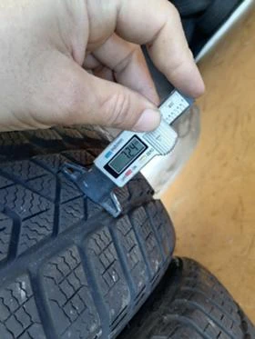 Гуми Зимни 225/40R18, снимка 5