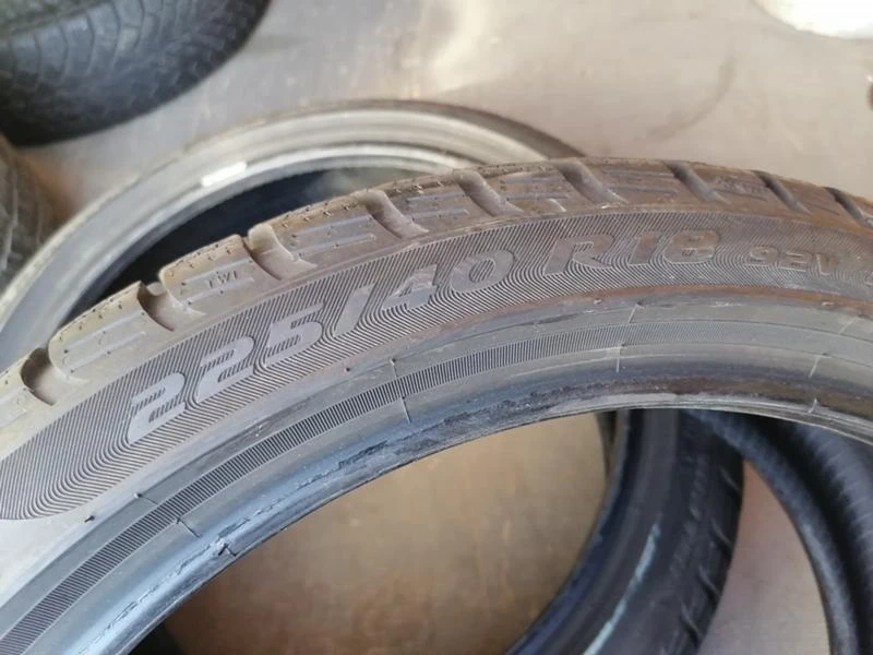 Гуми Зимни 225/40R18, снимка 6 - Гуми и джанти - 31641230