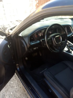 Dodge Challenger, снимка 2