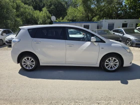 Toyota Verso 2.0D 126к.с  STYLE 6+ 1 Места, снимка 8