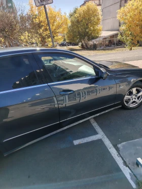 Mercedes-Benz E 200, снимка 2