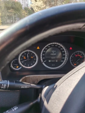 Mercedes-Benz E 200, снимка 12