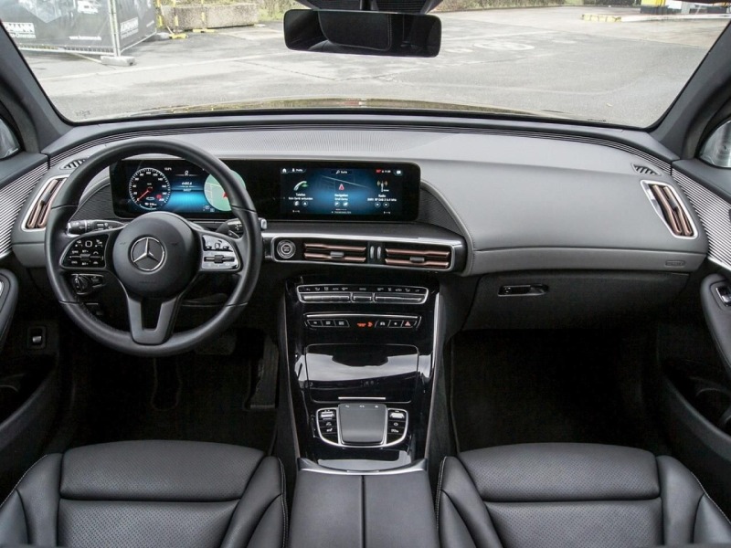 Mercedes-Benz EQC 400 4M*AMG*MBUX Navi*LED*Distronic*Kamera, снимка 9 - Автомобили и джипове - 46275143