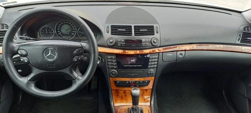 Mercedes-Benz E 200 W211, снимка 11 - Автомобили и джипове - 47304140