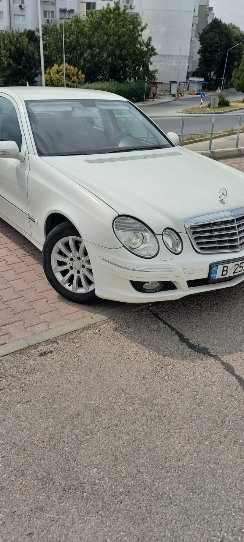 Mercedes-Benz E 200 W211, снимка 2 - Автомобили и джипове - 46389285