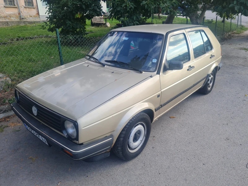 VW Golf 1.3, снимка 1 - Автомобили и джипове - 47328952