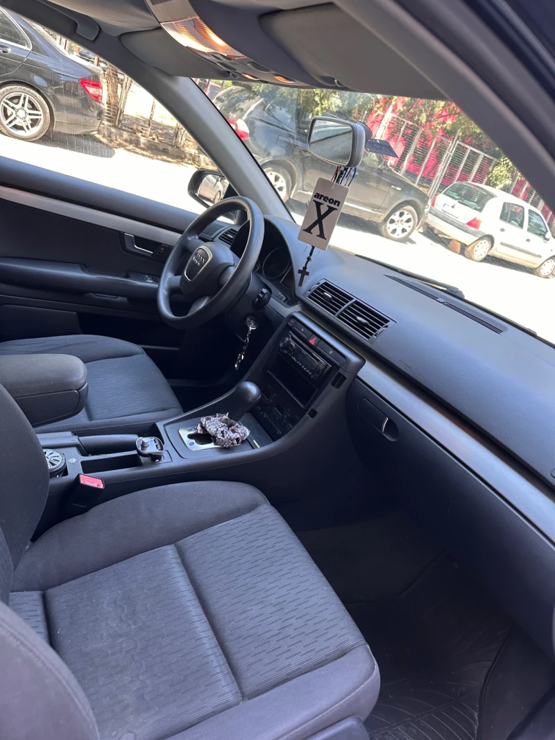 Audi A4 2.0 TDI, снимка 6 - Автомобили и джипове - 47979957