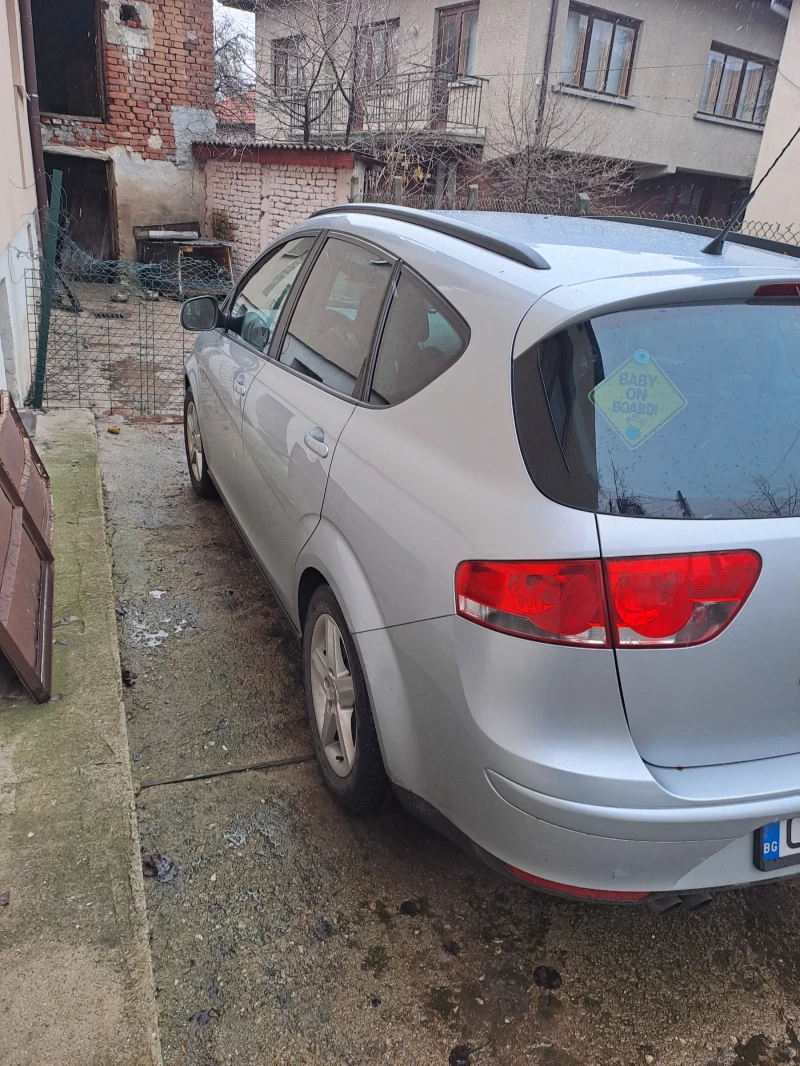 Seat Altea XL, снимка 4 - Автомобили и джипове - 48356391