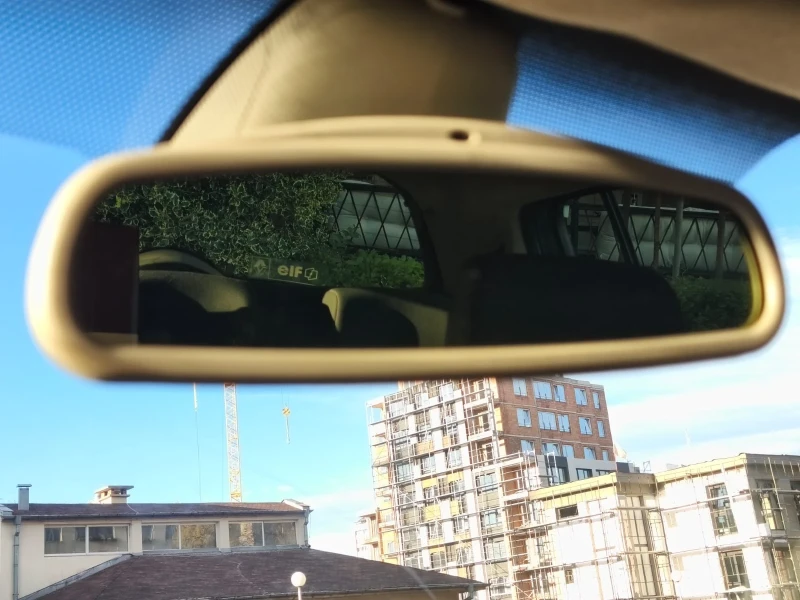 Renault Megane, снимка 17 - Автомобили и джипове - 52473407