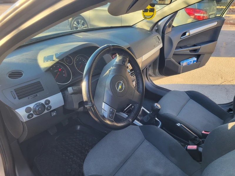 Opel Astra H, снимка 7 - Автомобили и джипове - 52268771
