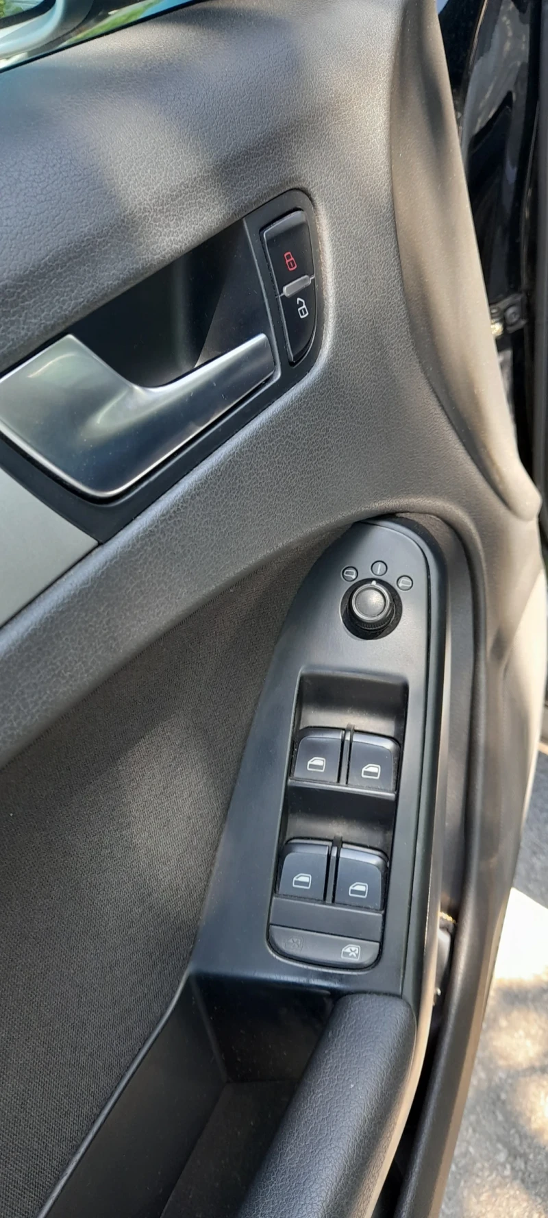 Audi A4 А4 В8 2.0 TDI., снимка 11 - Автомобили и джипове - 52371699