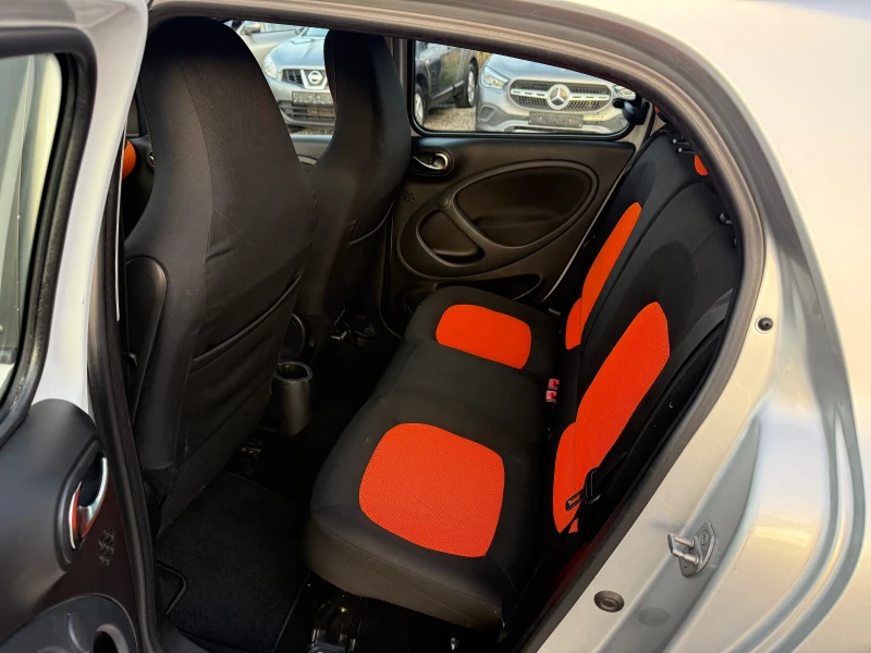 Smart Forfour 1.0 LPG-газ/Бензин(71hp)152 000 km. Euro6B Italy , снимка 12 - Автомобили и джипове - 52382846