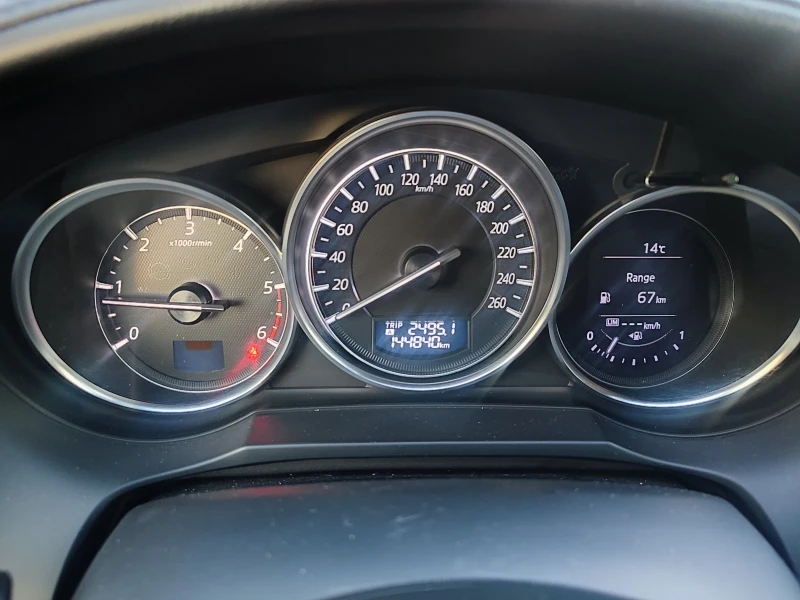 Mazda 6 2.2 SKYACTIV-D/4x4/НАВИГАЦИЯ , снимка 10 - Автомобили и джипове - 52411824