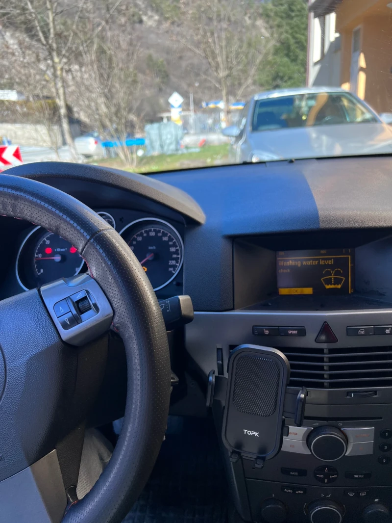 Opel Astra 1.9, снимка 4 - Автомобили и джипове - 53044715