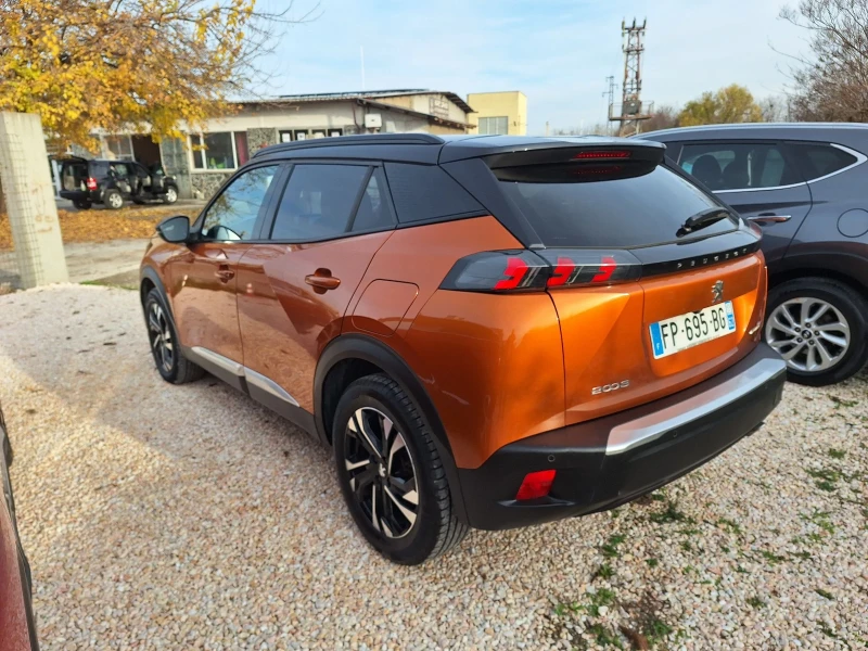 Peugeot 2008 1.5d* GT LINE/Нави/Камера/Фулл Лед/Кейлес/Топ* , снимка 6 - Автомобили и джипове - 53090557
