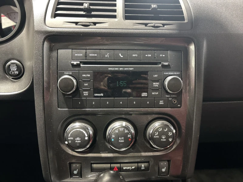 Dodge Challenger SXT* RWD* АвтоКредит* (ЦЕНА ДО БГ), снимка 7 - Автомобили и джипове - 53181242