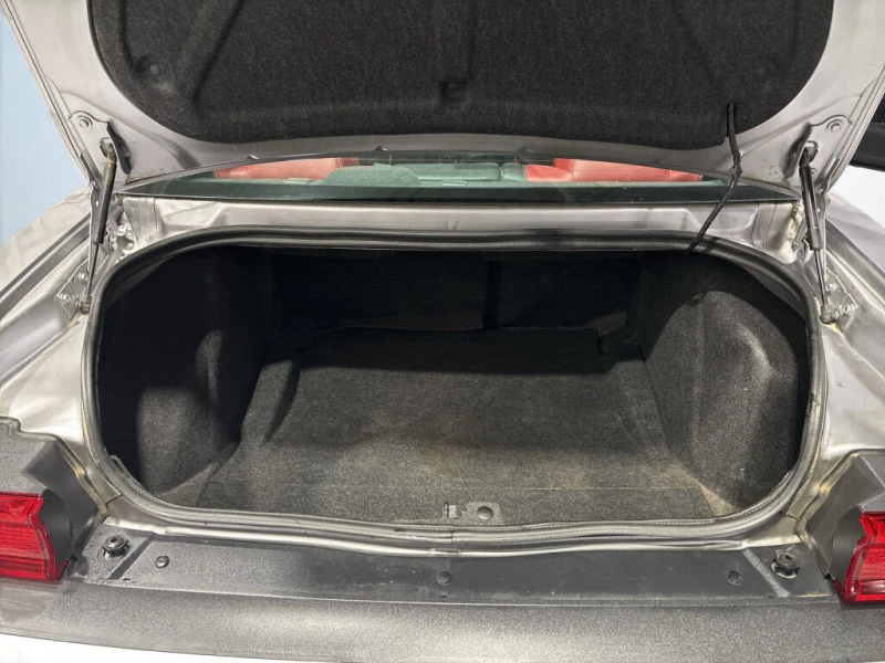 Dodge Challenger SXT* RWD* АвтоКредит* (ЦЕНА ДО БГ), снимка 6 - Автомобили и джипове - 53181242