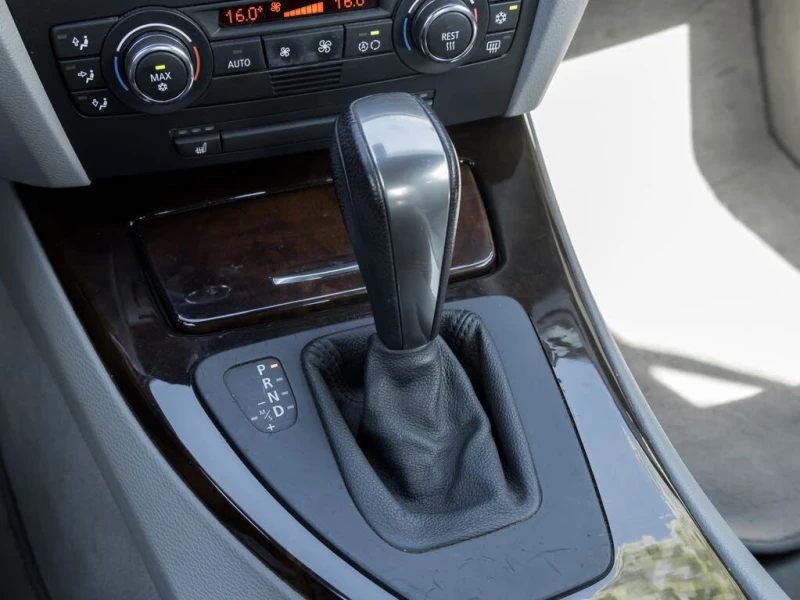 BMW 328 Convertible RWD* АвтоКредит* (Цена до БГ) , снимка 8 - Автомобили и джипове - 53403008