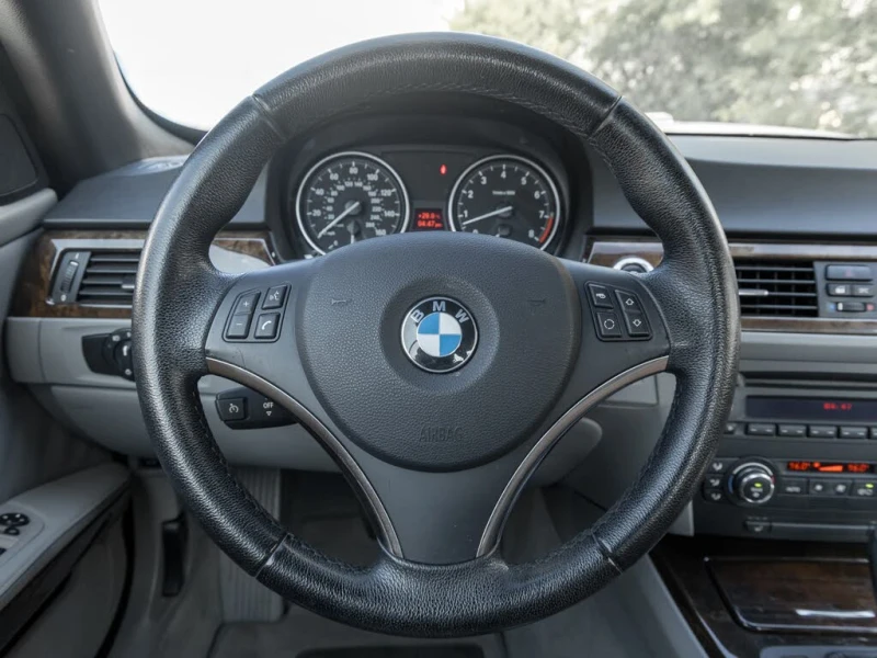 BMW 328 Convertible RWD* АвтоКредит* (Цена до БГ) , снимка 15 - Автомобили и джипове - 53403008