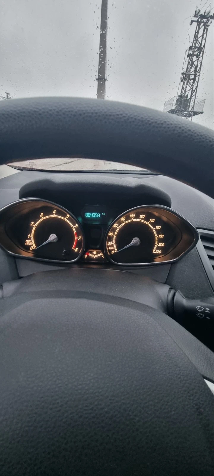 Ford Fiesta 64000км, снимка 4 - Автомобили и джипове - 52591641